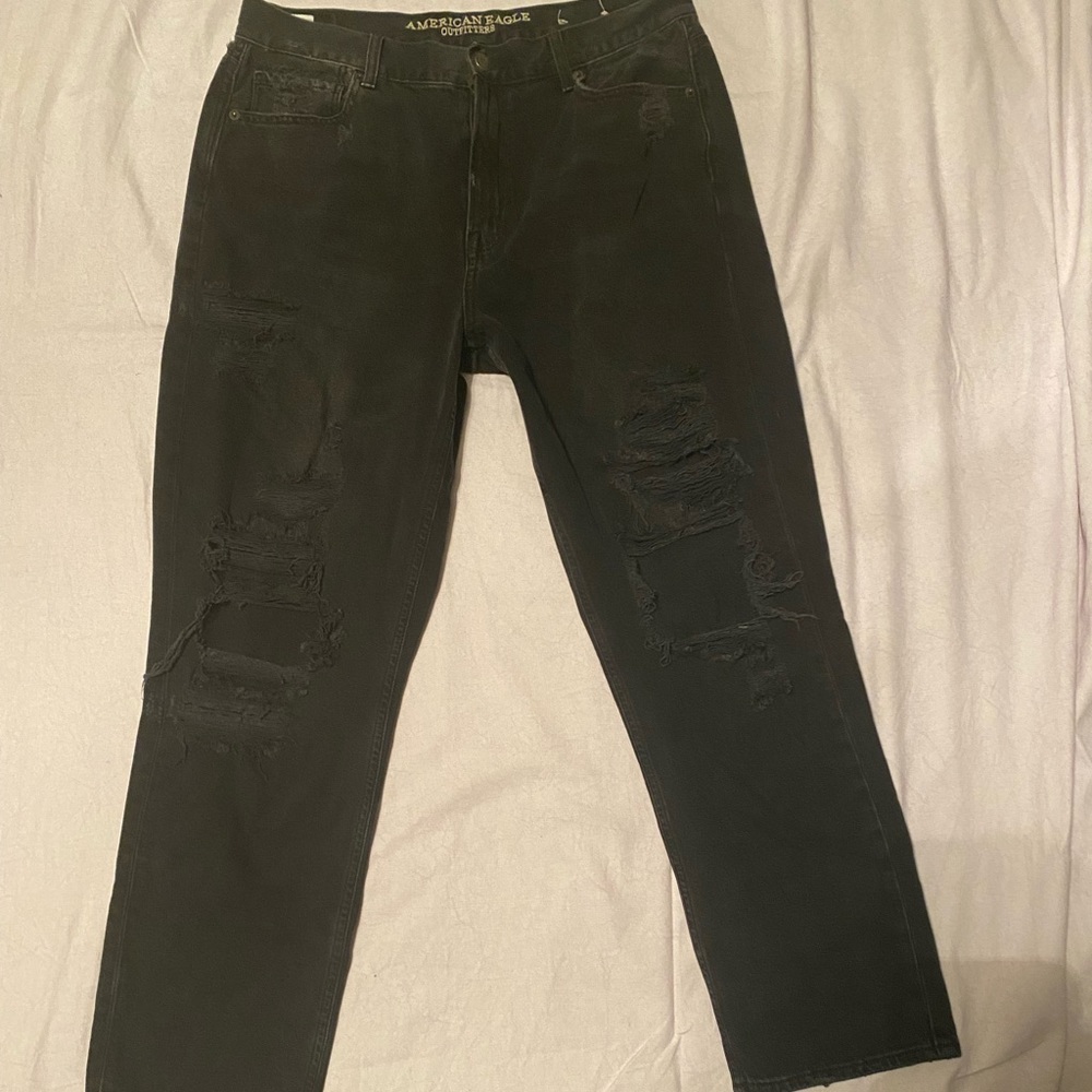 Worn once American eagle  mom jeans